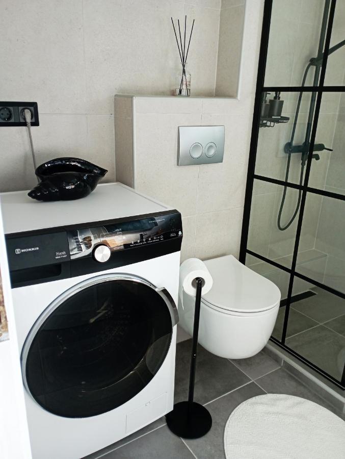 Leah Appartement Gerakini